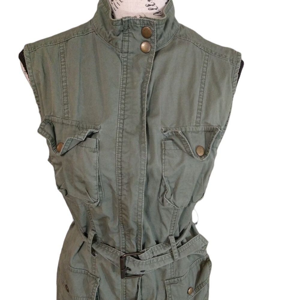 Charlotte Russ zip up olive green vest Medium Military Outdoorsy
